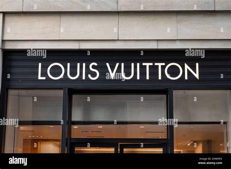 louis vuitton shops edinburgh.